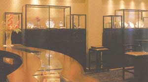 store fixture moving, store fixture movers, fixture moving, new store furniture moving, store roll outs, fixture roll outs, trucking, moving, movers, freight